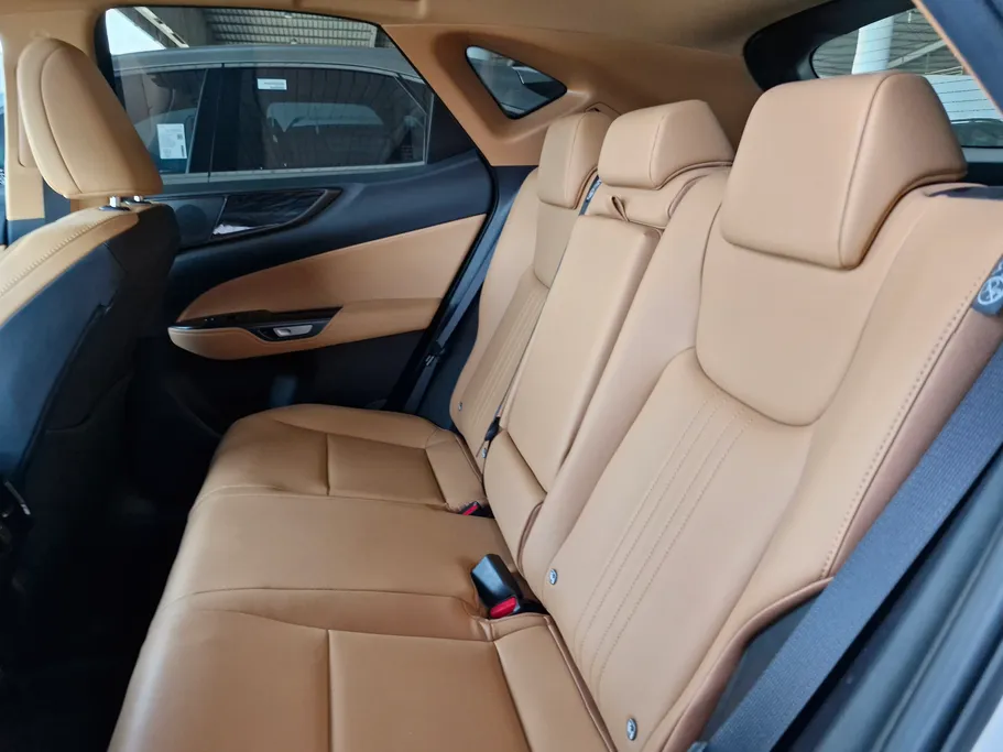 2025 Lexus NX 350h AH 
