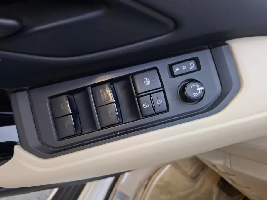 2023 Toyota Land Cruiser GXR 