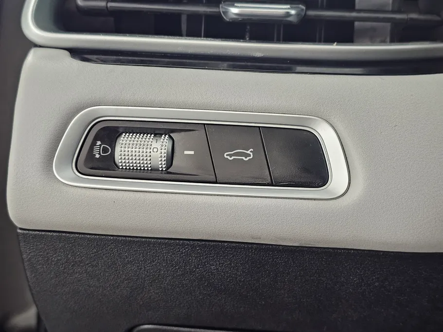 2023 Geely Emgrand GF 