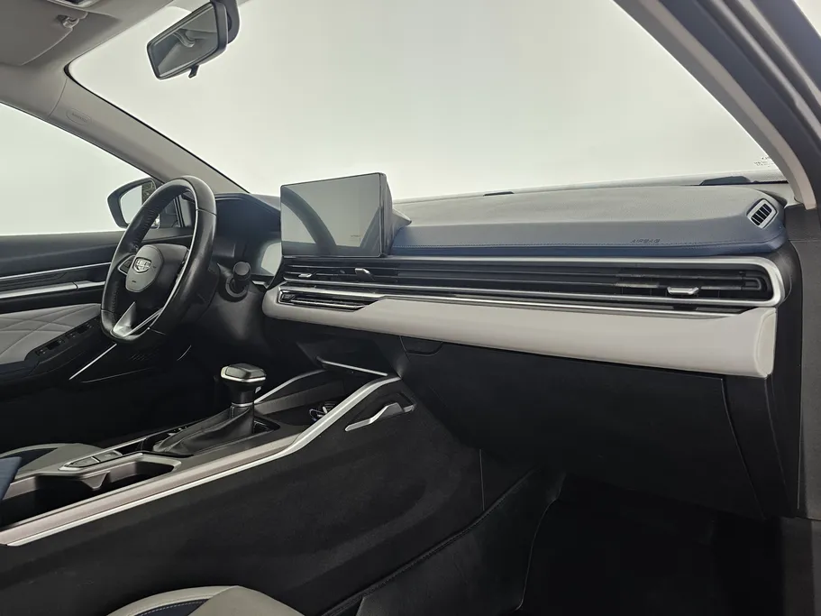 2023 Geely Emgrand GF 
