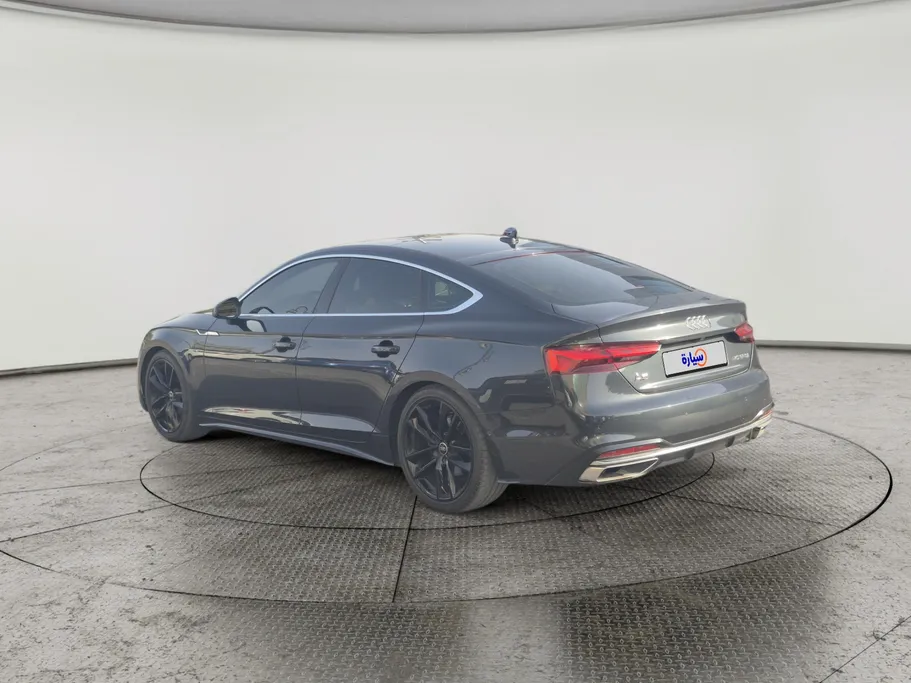 اودي A5  2023 