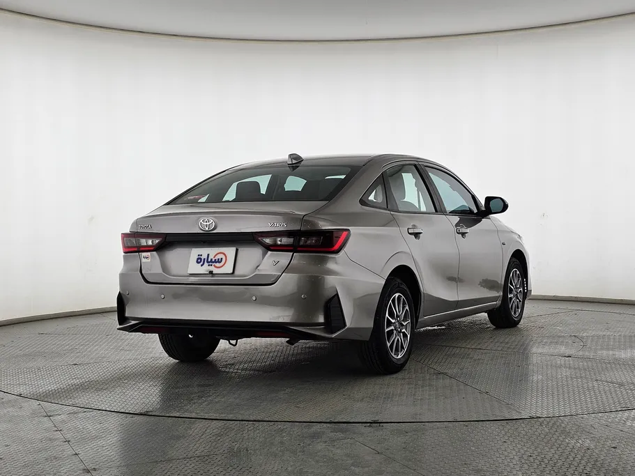 2023 Toyota Yaris  Y 