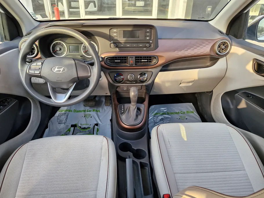 2024 Hyundai Grand i10 Smart 