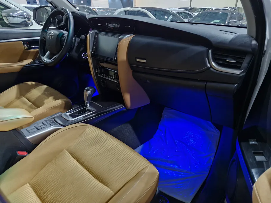 2023 Toyota Fortuner VX 