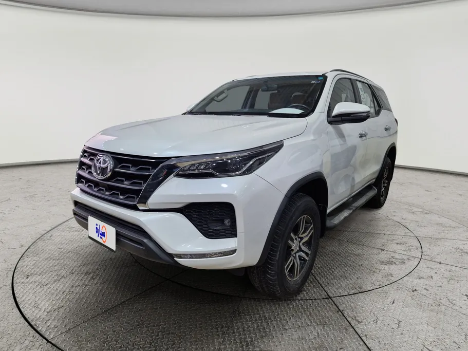 2023 Toyota Fortuner VX 