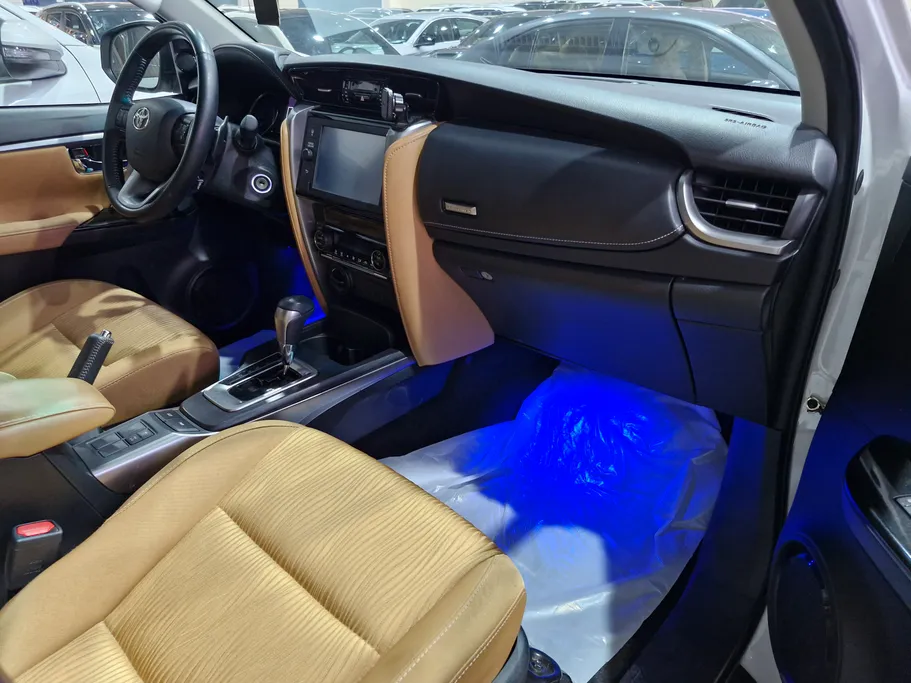 2023 Toyota Fortuner VX 
