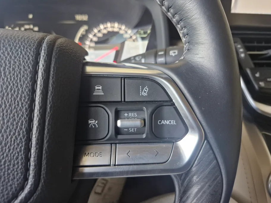 2024 Toyota Land Cruiser VXR 