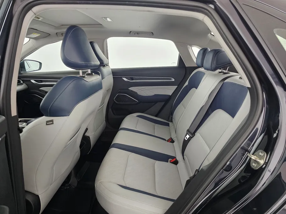 2023 Geely Emgrand GF 