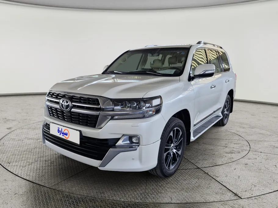 تويوتا لاندكروزر Grand Touring 2021 