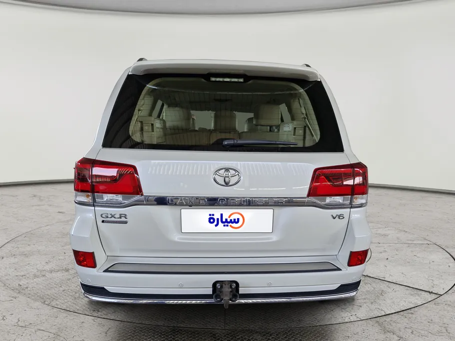 تويوتا لاندكروزر Grand Touring 2021 