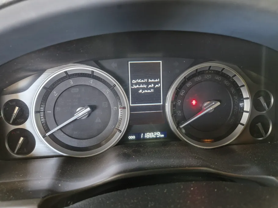تويوتا لاندكروزر Grand Touring 2021 