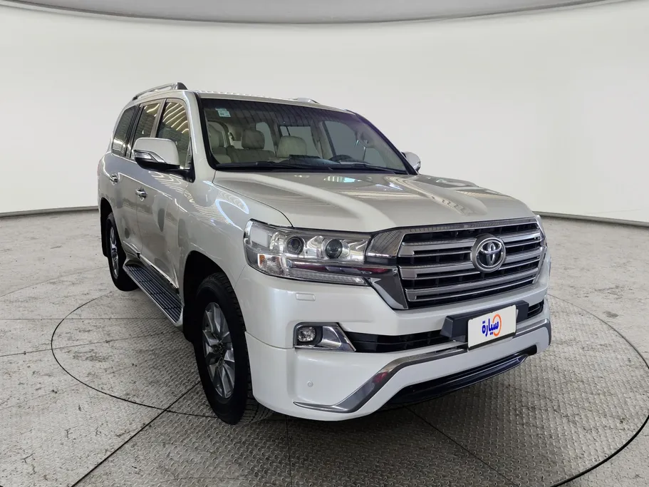 تويوتا لاندكروزر VXR 2018 