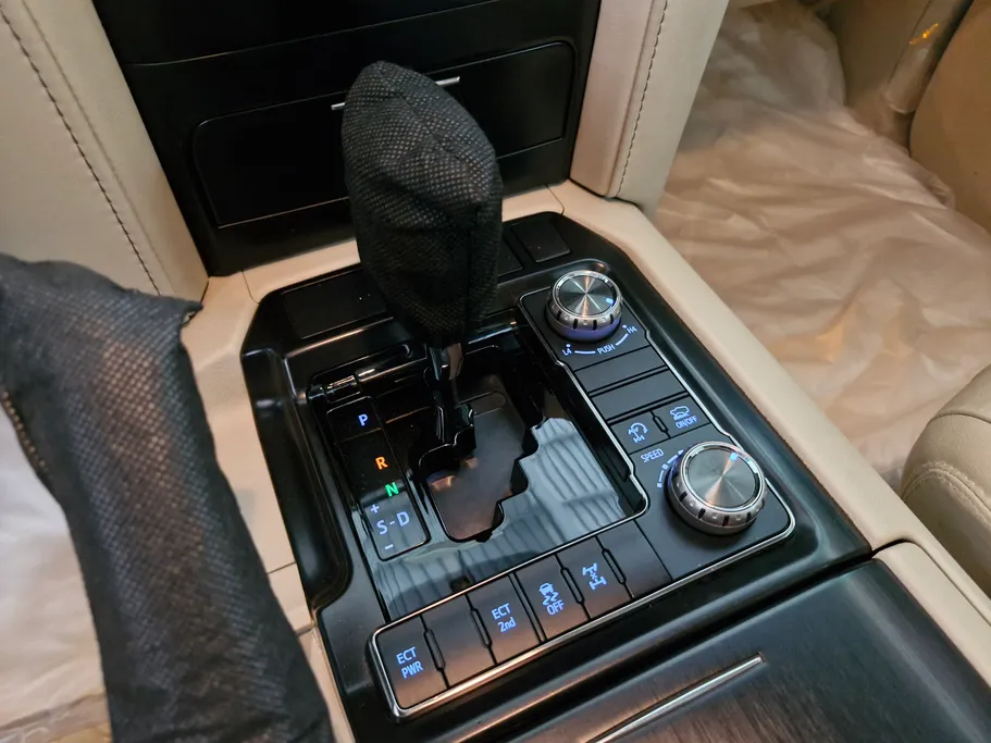 2021 Toyota Land Cruiser Grand Touring 