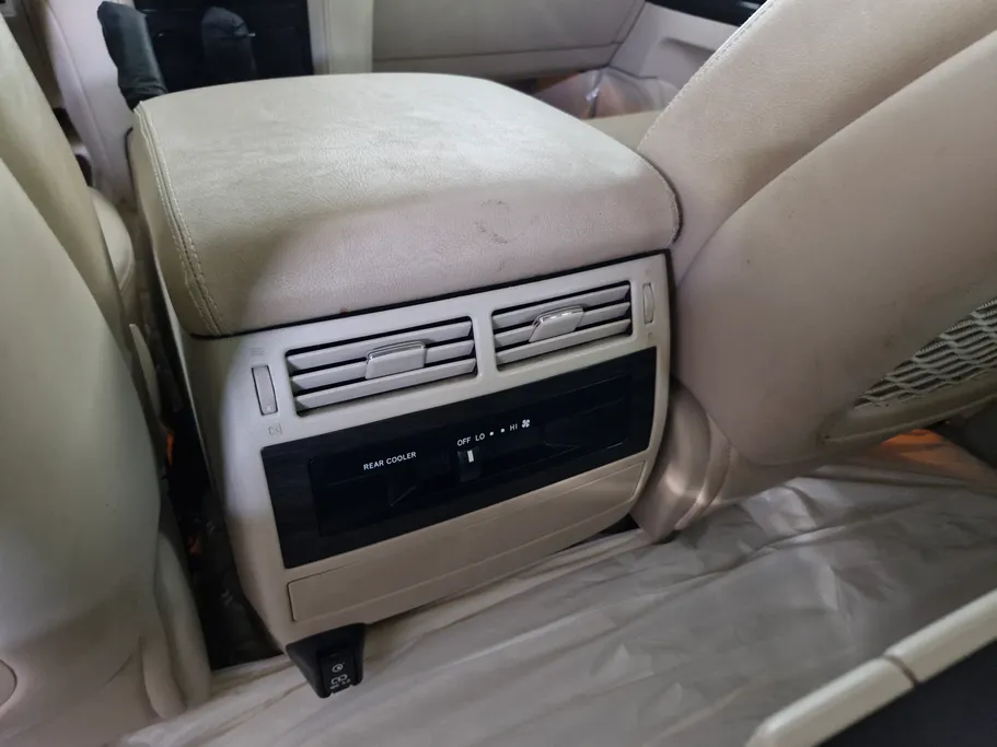 2021 Toyota Land Cruiser Grand Touring 