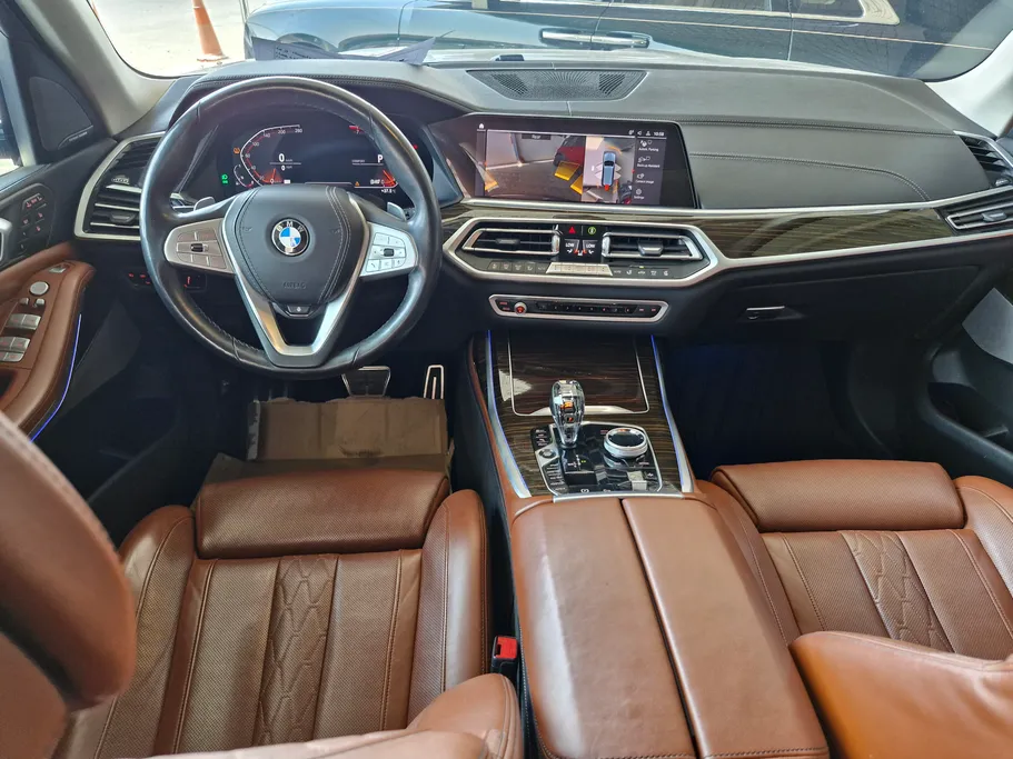 2019 BMW X Series 7 xDrive 40i	 