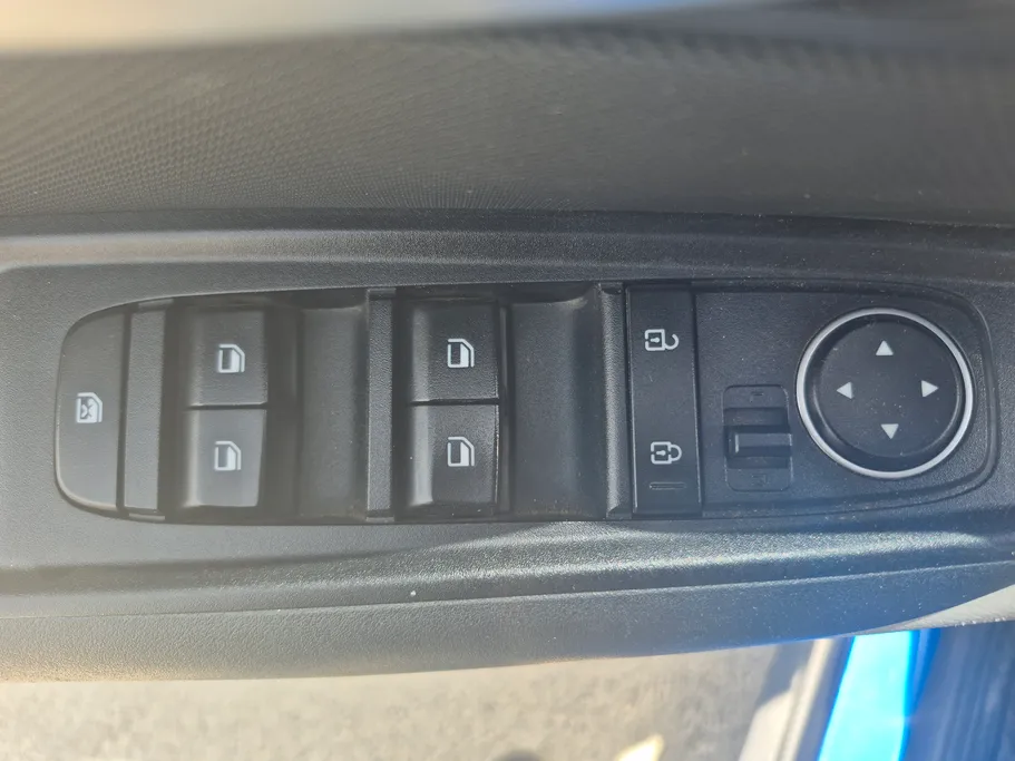 2021 Kia SONET LX 