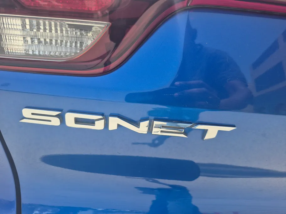 2021 Kia SONET LX 