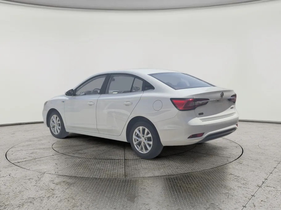 2024 MG 5 COM 