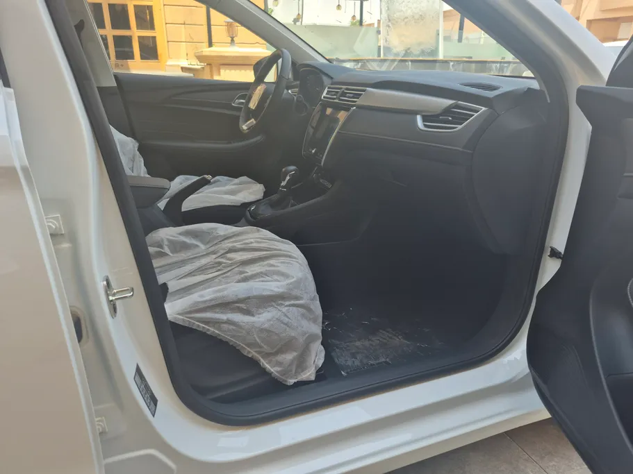 2024 MG 5 COM 