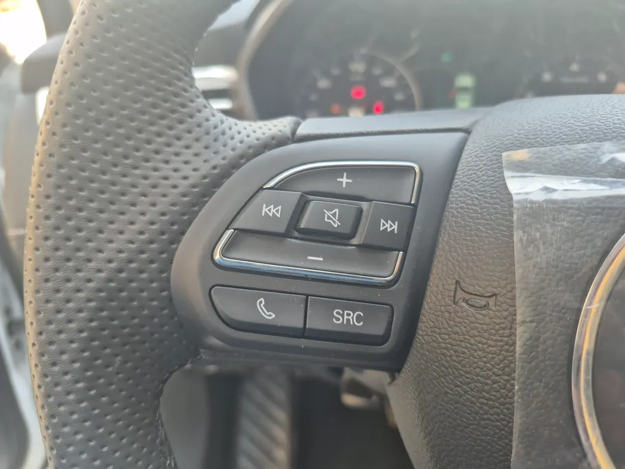 2024 MG 5 COM 