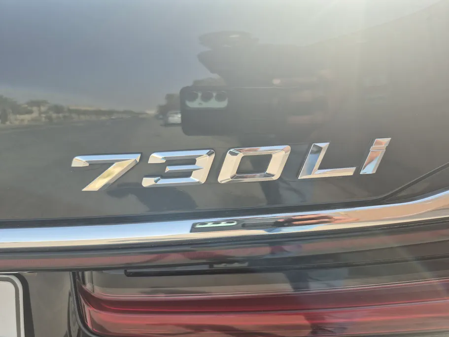 بي ام دبليو الفئة السابعة 730Li 2021 