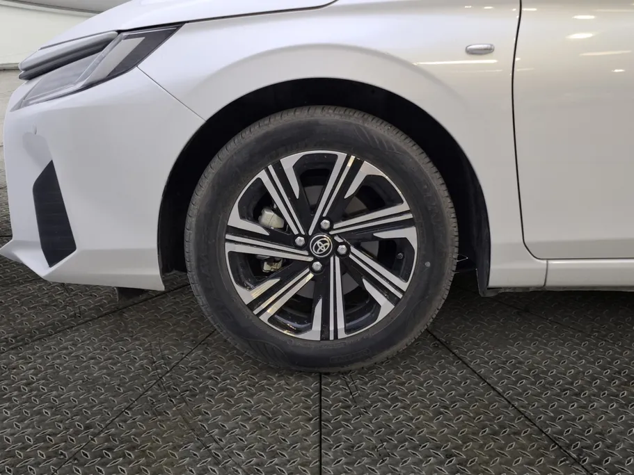 2024 Toyota Yaris  Y Plus 