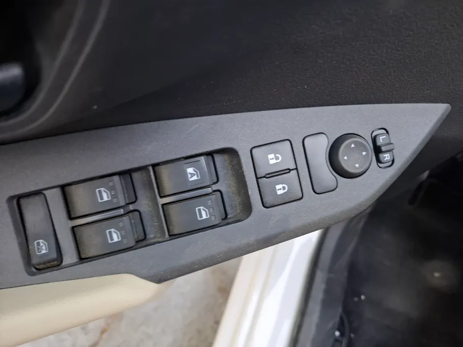 2024 Toyota Yaris  Y Plus 
