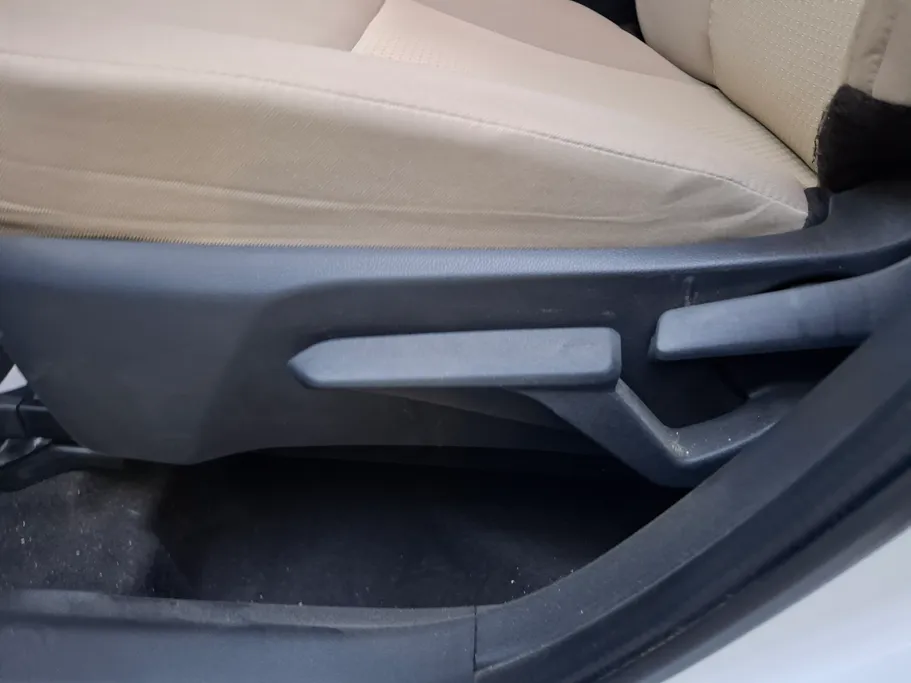 2024 Toyota Yaris  Y Plus 