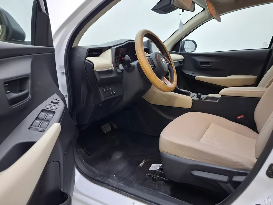 2024 Toyota Yaris  Y Plus 