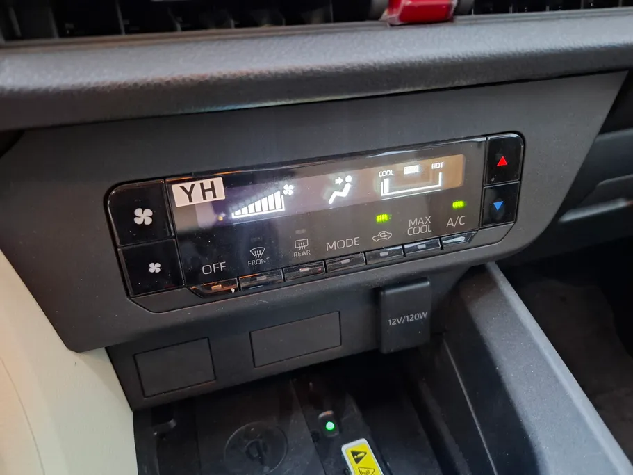 2024 Toyota Yaris  Y Plus 
