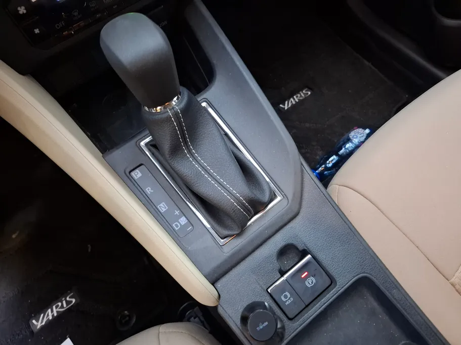 2024 Toyota Yaris  Y Plus 