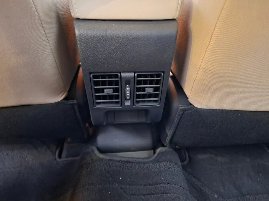 2024 Toyota Yaris  Y Plus 