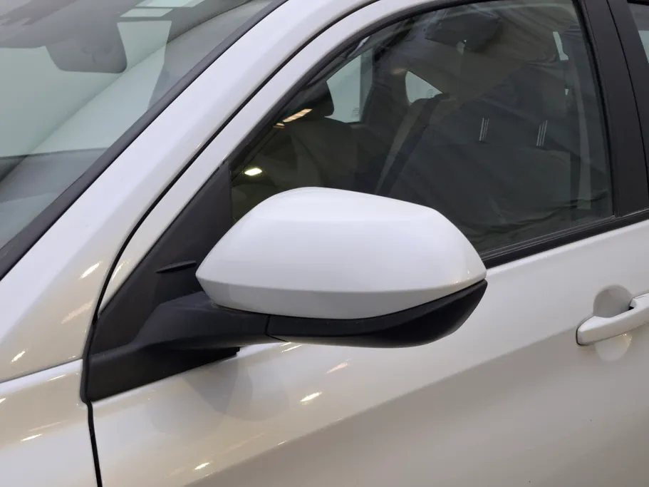 2024 Toyota Yaris  Y Plus 