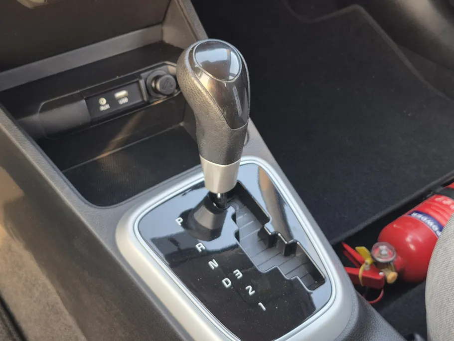 2023 Kia Pegas LX 
