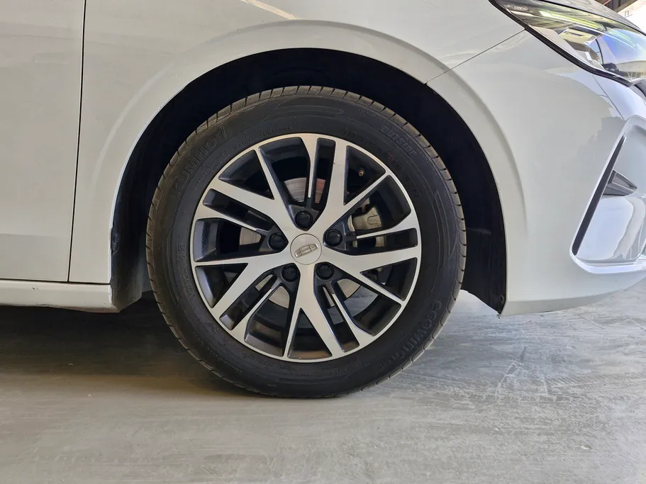 2023 Geely Emgrand GS 