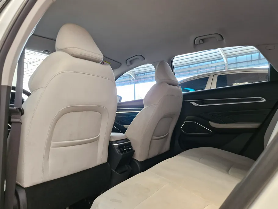 2023 Geely Emgrand GS 