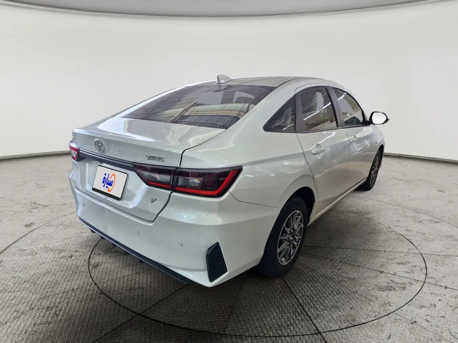 2023 Toyota Yaris  Y 