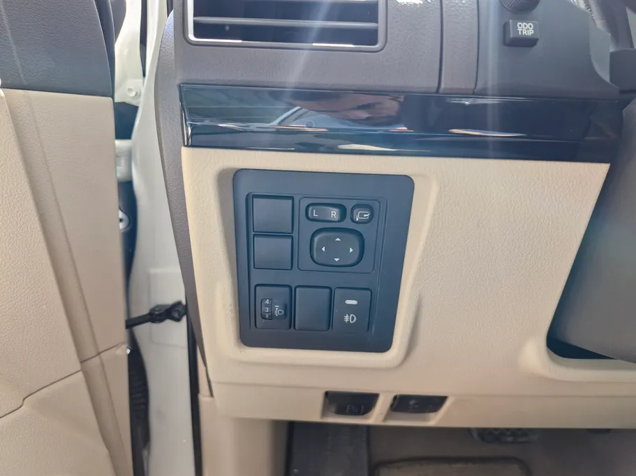 تويوتا برادو TXL1 V6 2023 
