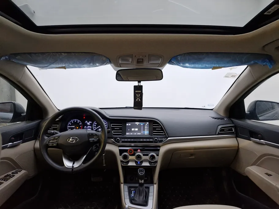 2019 Hyundai Elantra GLS 