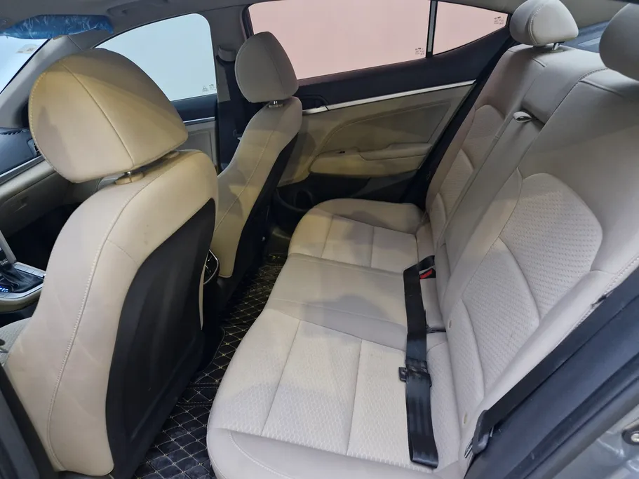2019 Hyundai Elantra GLS 