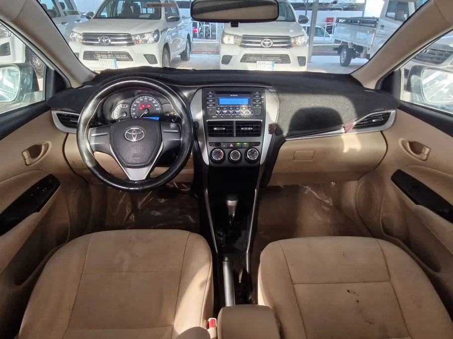 2019 Toyota Yaris  Y 