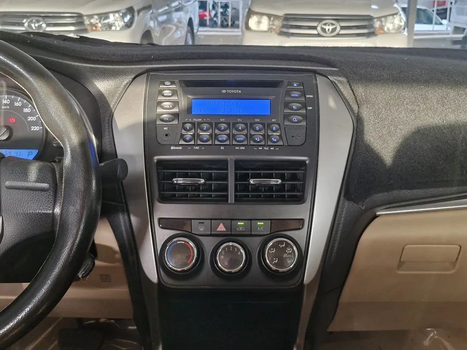 2019 Toyota Yaris  Y 