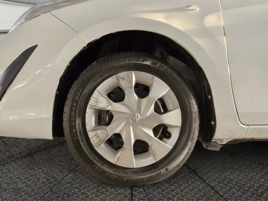 2019 Toyota Yaris  Y 