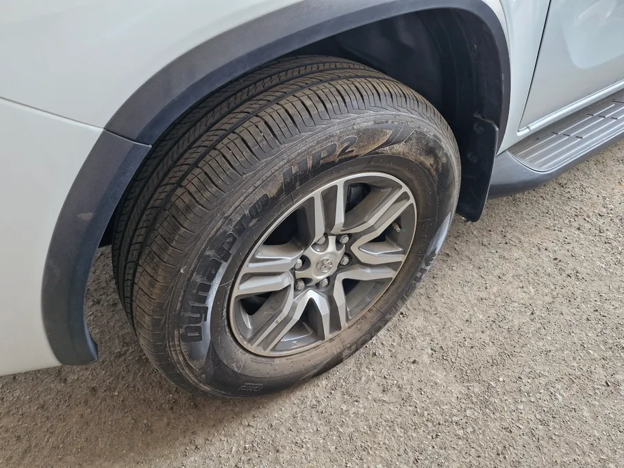 2023 Toyota Fortuner VX 