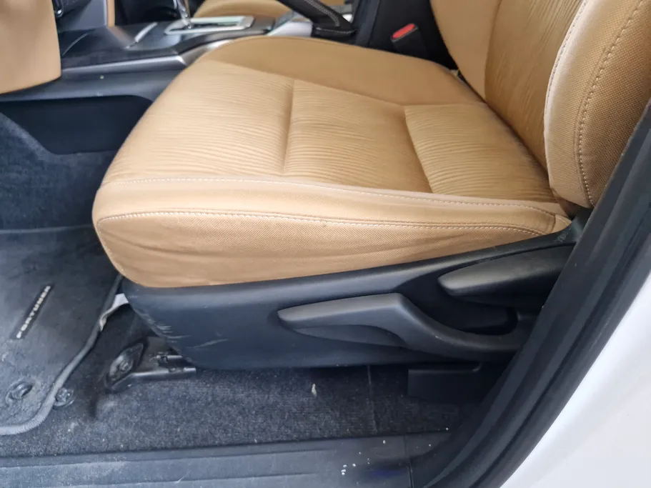 2023 Toyota Fortuner VX 