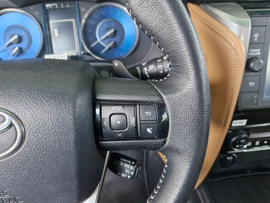 2023 Toyota Fortuner VX 