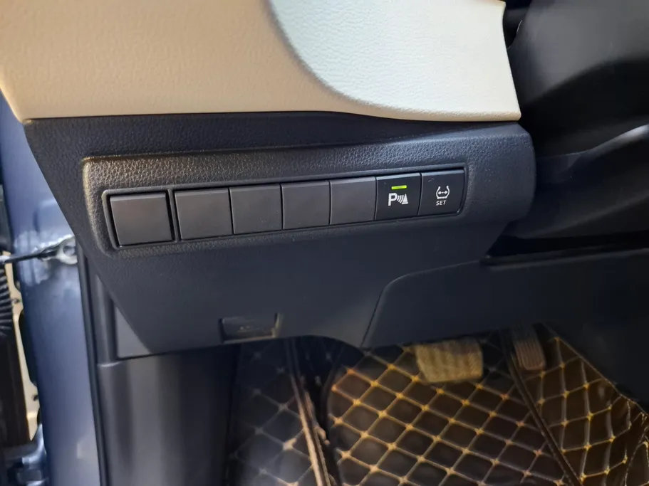2024 Toyota Corolla XLI 