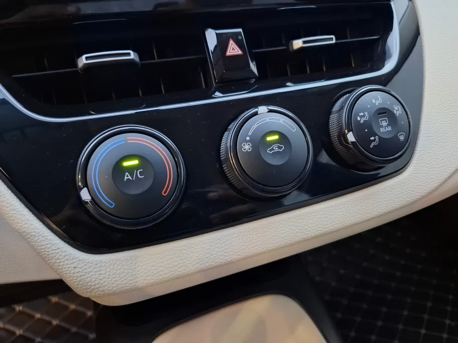 2024 Toyota Corolla XLI 
