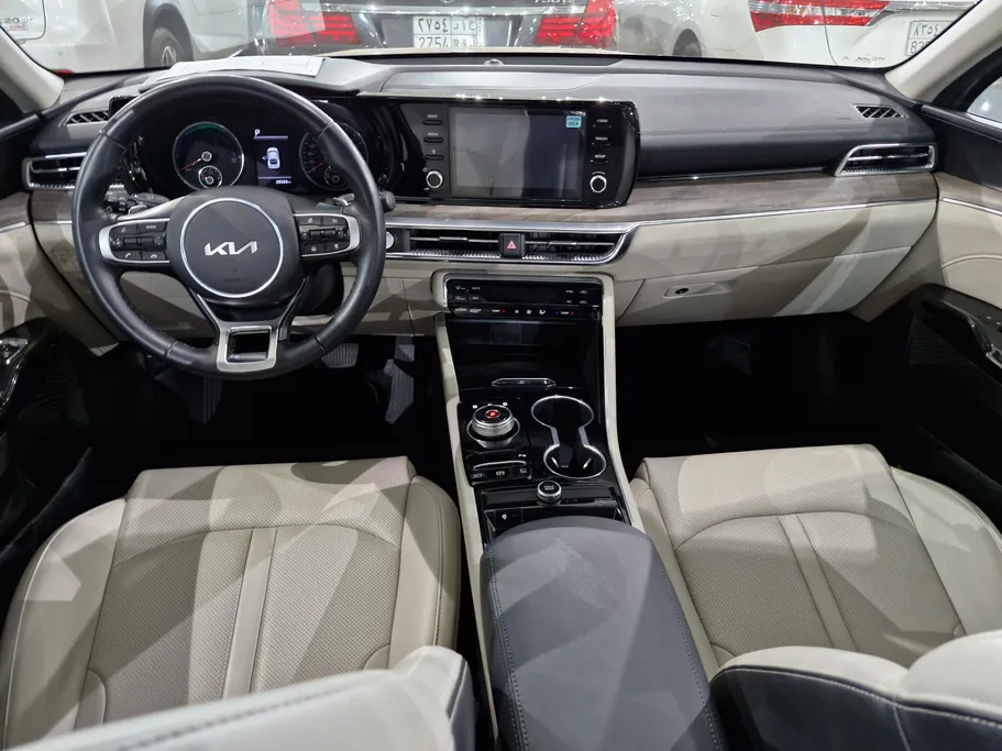 2023 Kia K5 GL MID 