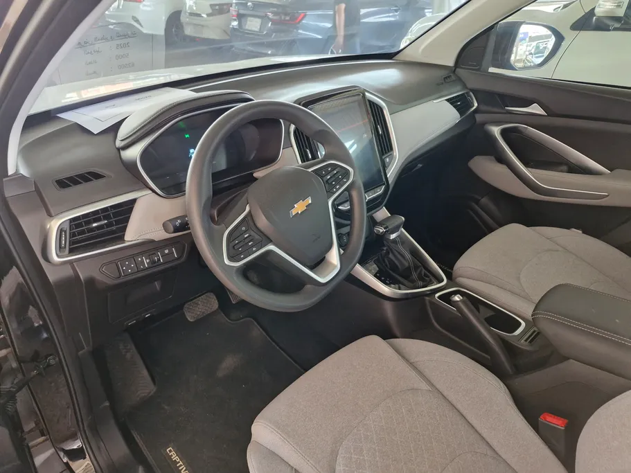 2025 Chevrolet Captiva LS 